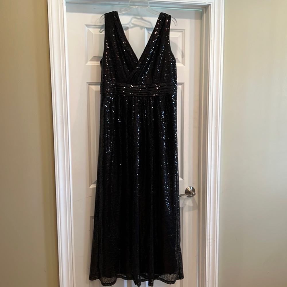 Sequin Black Dress - V Shaped - Kate Kasin - 20W